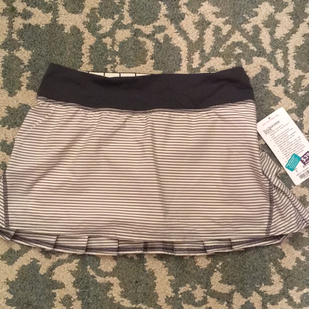 NWT *imperfection* Lululemon Pace Setter Skirt